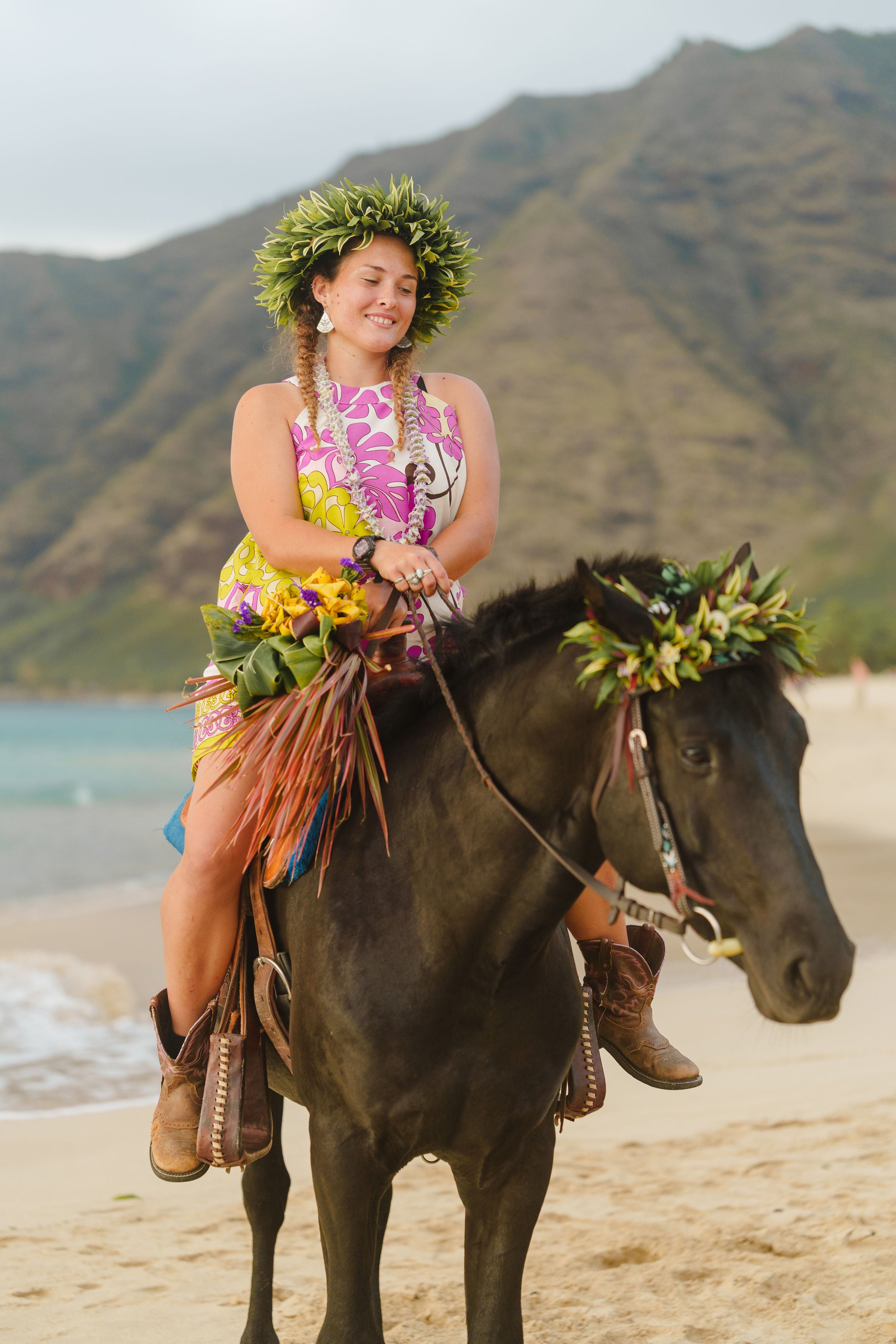 Cora Spearman Hawaii WOMENS Hawaiian Quilt Orchid Halter NeckSheath Dress