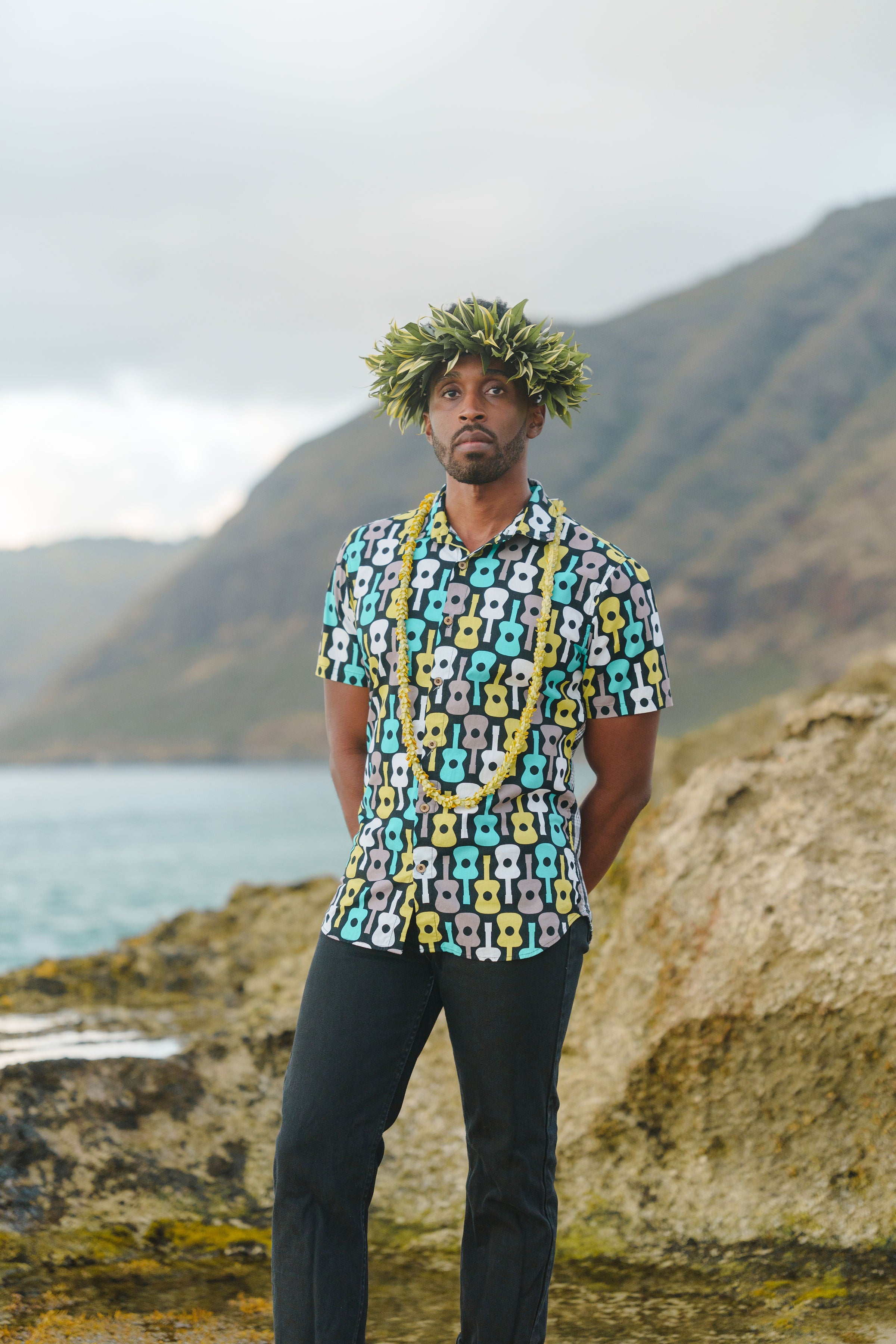 Cora Spearman Hawaii MENS UKULELE/PALAKA S/S "Kalani" Aloha Shirt
