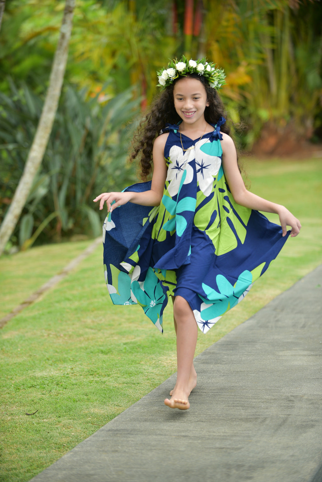 Cora Spearman Hawaii WOMENS Mod Aloha Navy Handkerchief Dress
