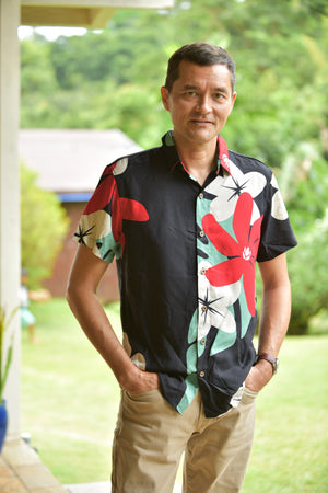 mens, hawaiian shirt, mod aloha black, short sleeve, slim fit, Coradorables, modern aloha, aloha wear, resort wear, family matching, plumeria