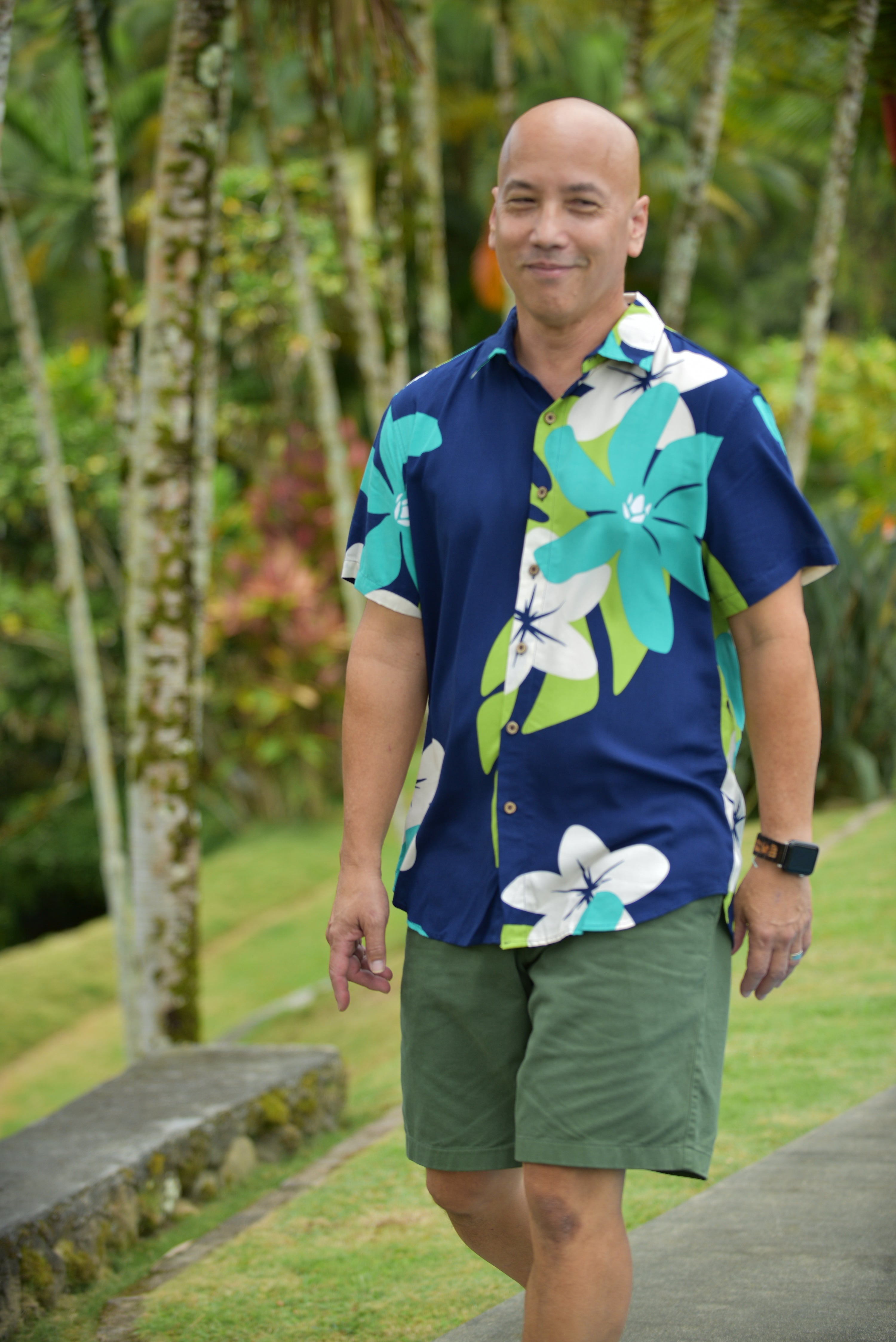 Cora Spearman Hawaii Mens Mod Aloha Navy S/S "Kalani" Aloha Shirt