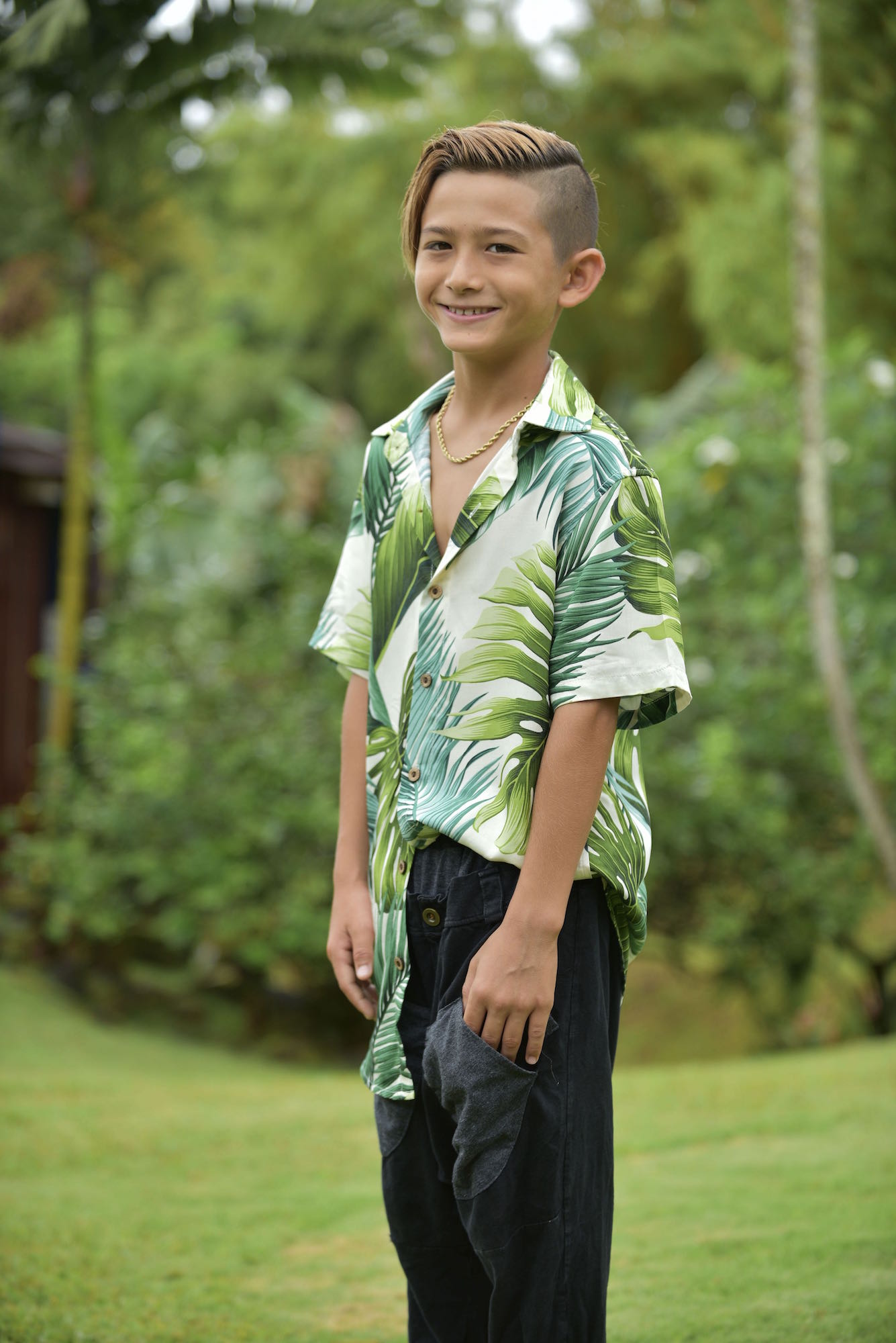 boys hawaiian shirt tropical monstera green white Coradorables alohawear resortwear
