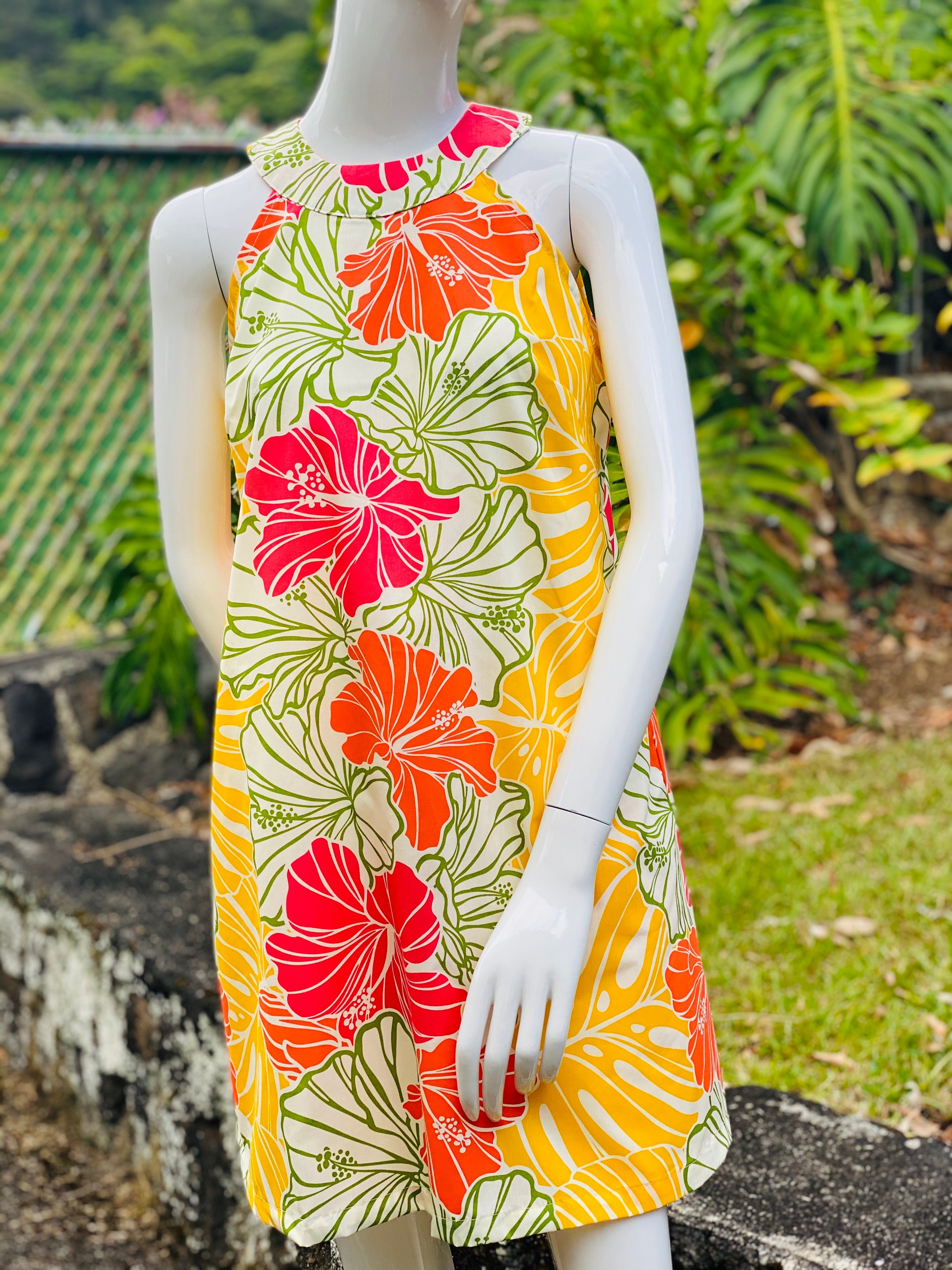 Cora Spearman Hawaii WOMENS Groovy Hibiscus Halter Neck Sheath Dress M Cora Spearman Hawaii WOMENS Groovy Hibiscus Halter Neck Sheath Dress M