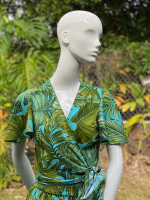 womans, hawaiian, wrap top, flutter sleeve, monstera, turquoise, green, rayon, Coradorables, modern aloha, aloha wear, resort wear, family matching